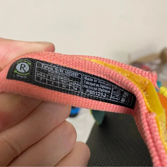 Teva Original Universal Sandal Multicolored Size 7 - Picture 7 of 8